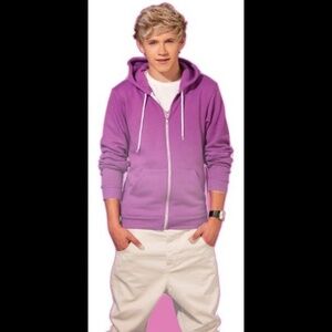 ISO - Niall Horan Cardboard Cutout 2012 (am not selling one, would love one)!